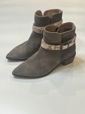 Liendo Suede Ankle Boots Sz 7 Taupre Snake Print Buckle Pointed Toe Western Boho